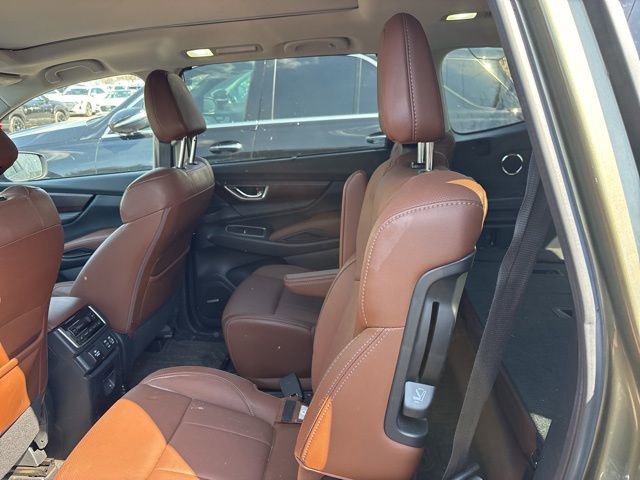Used 2023 Subaru Ascent Touring image 6
