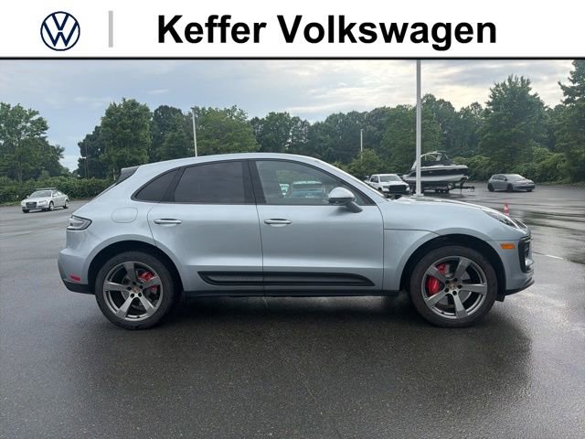Used 2022 Porsche Macan S AWD/4WD image 6