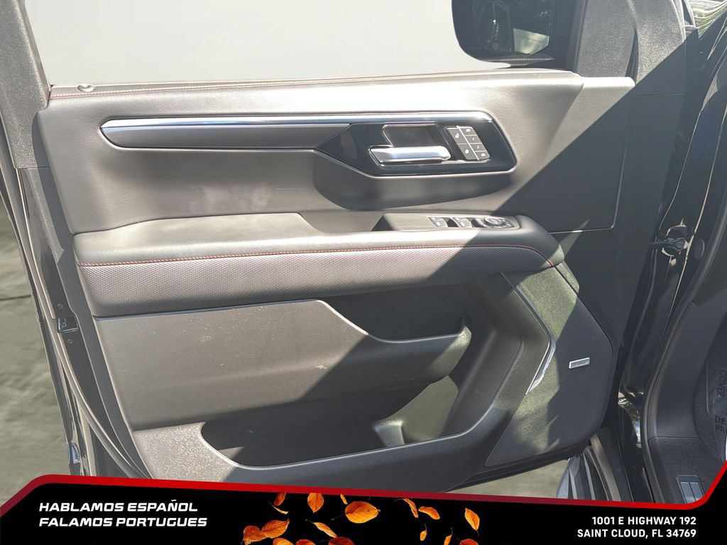 Certified 2026 Chevrolet Suburban RST w/ Comfort Package AWD/4WD image 12