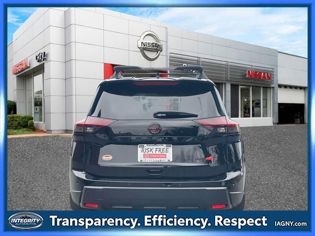 Certified 2025 Nissan Rogue SV image 7