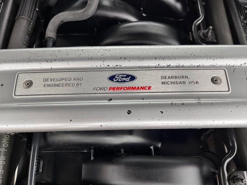 Used 2016 Ford Mustang Shelby GT350 w/ Technology Package image 32