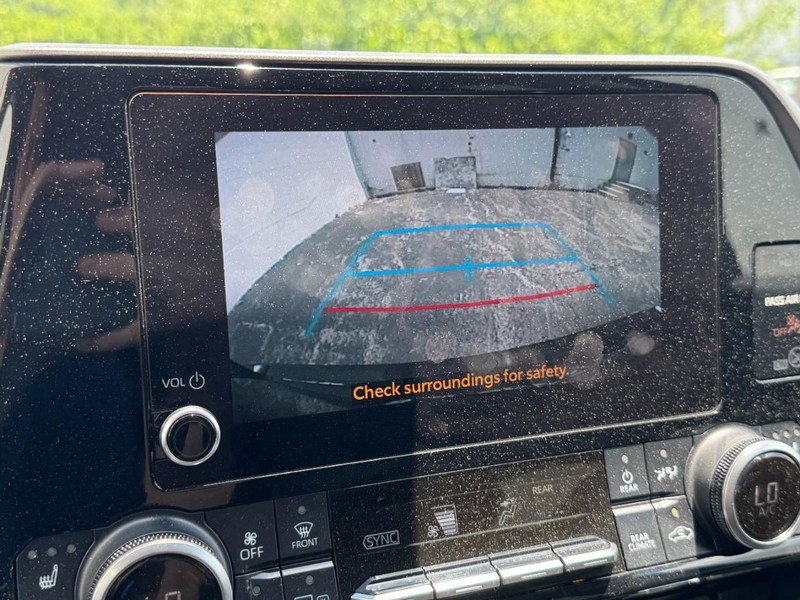 Certified 2024 Toyota Highlander XLE image 22
