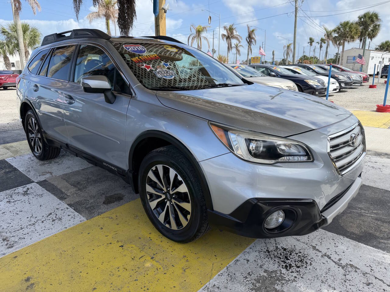 Used 2016 Subaru Outback 2.5i Limited AWD/4WD image 3