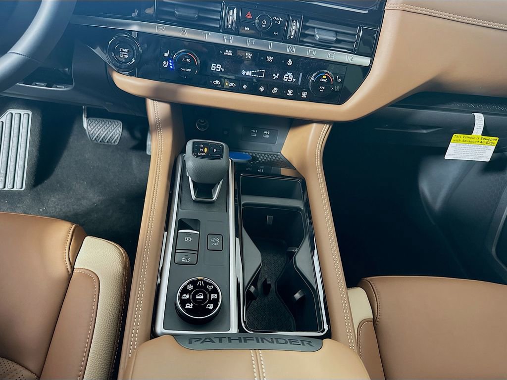 New 2026 Nissan Pathfinder Platinum AWD/4WD image 15