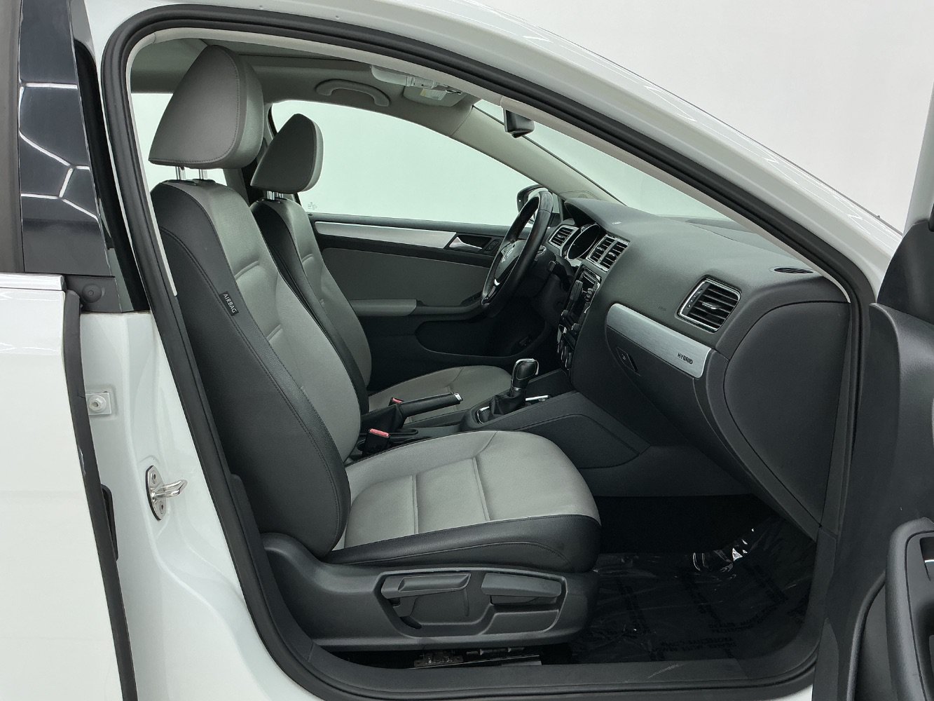 Used 2016 Volkswagen Jetta SEL Premium FWD image 15