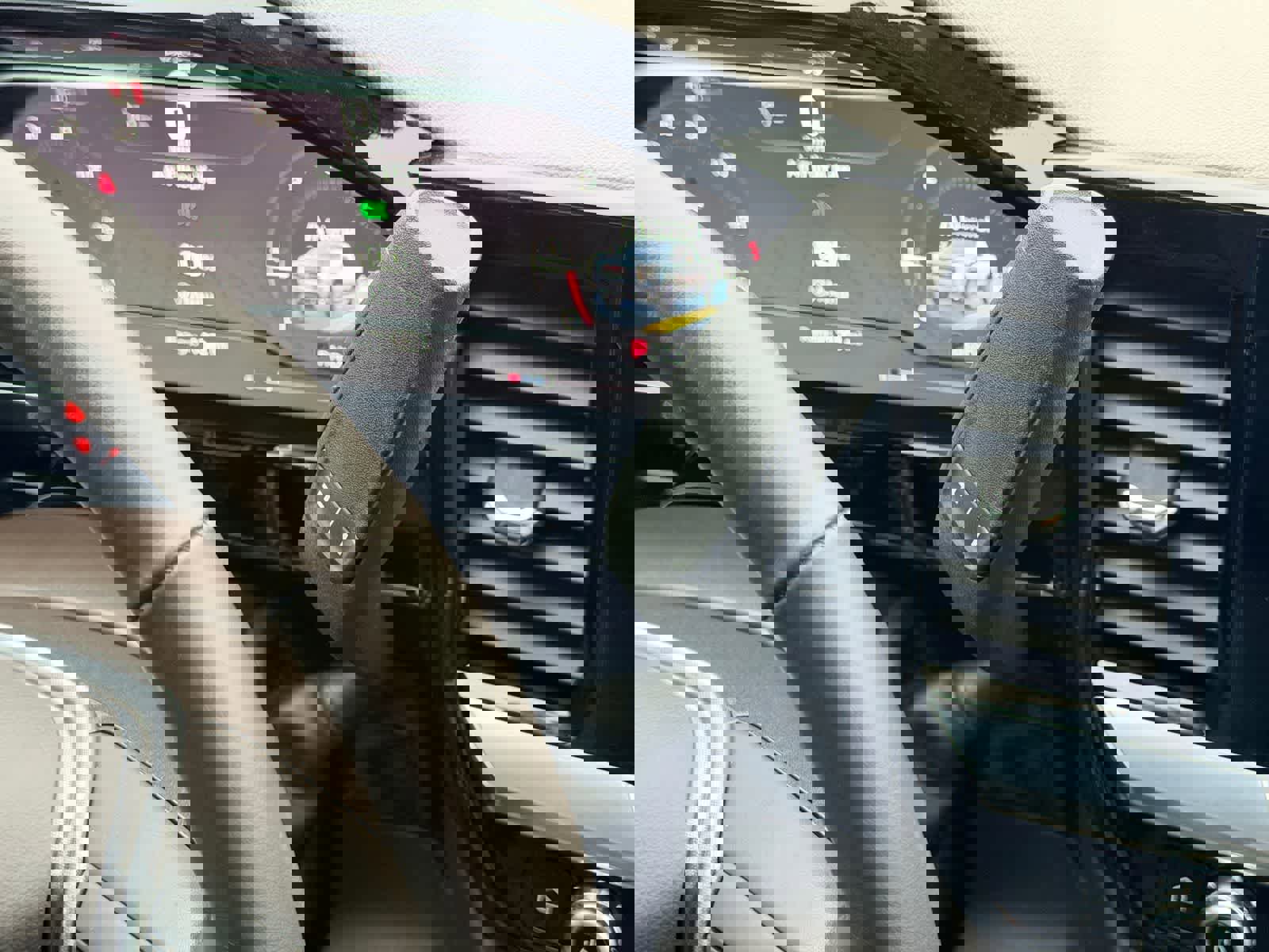 Used 2024 GMC Sierra 2500 SLT w/ SLT Convenience Package image 30