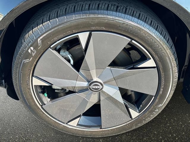 Used 2024 Nissan Ariya AWD image 9