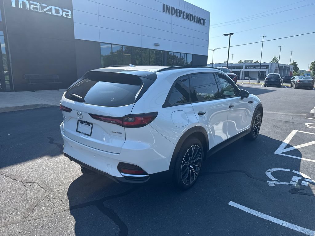 Certified 2025 MAZDA CX-70 Plug-In Hybrid w/ Premium Pkg AWD/4WD image 3
