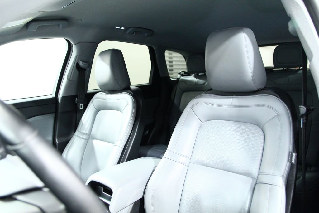 Used 2022 Lincoln Corsair AWD w/ Equipment Group 101A image 19