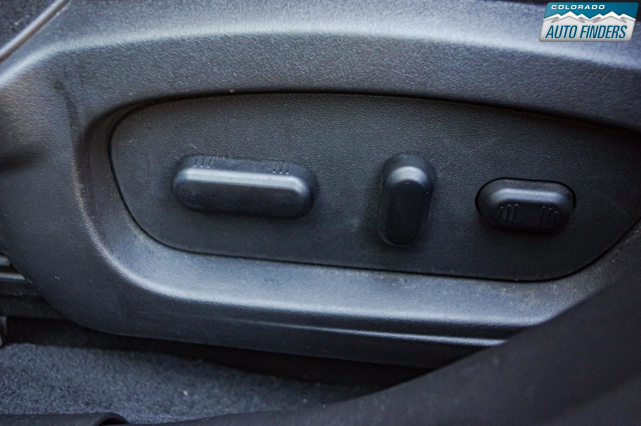 Used 2011 Ford Taurus SHO image 12