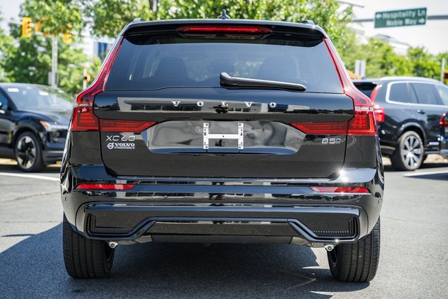New 2026 Volvo XC60 B5 Plus w/ Protection Package Premier image 5