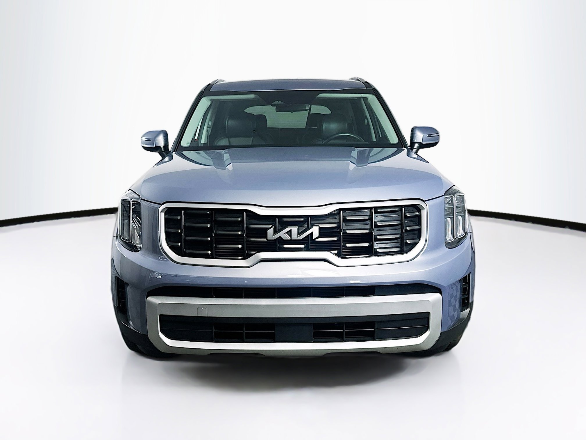 Used 2024 Kia Telluride S image 2