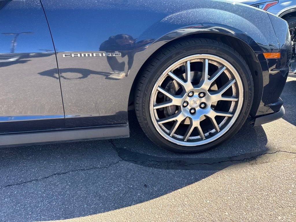 Used 2013 Chevrolet Camaro SS w/ Dusk Special Edition RWD image 13