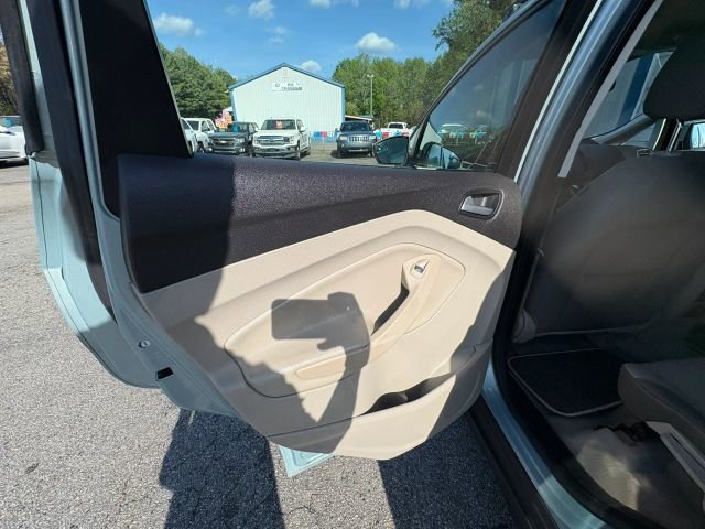 Used 2013 Ford C-MAX SE image 13