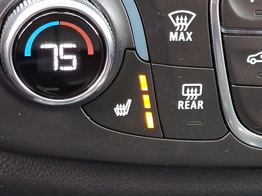 Certified 2023 Chevrolet Traverse RS image 27