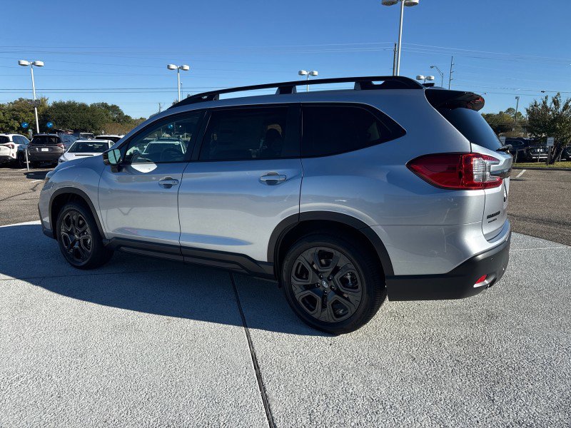 New 2025 Subaru Ascent Bronze Edition image 3