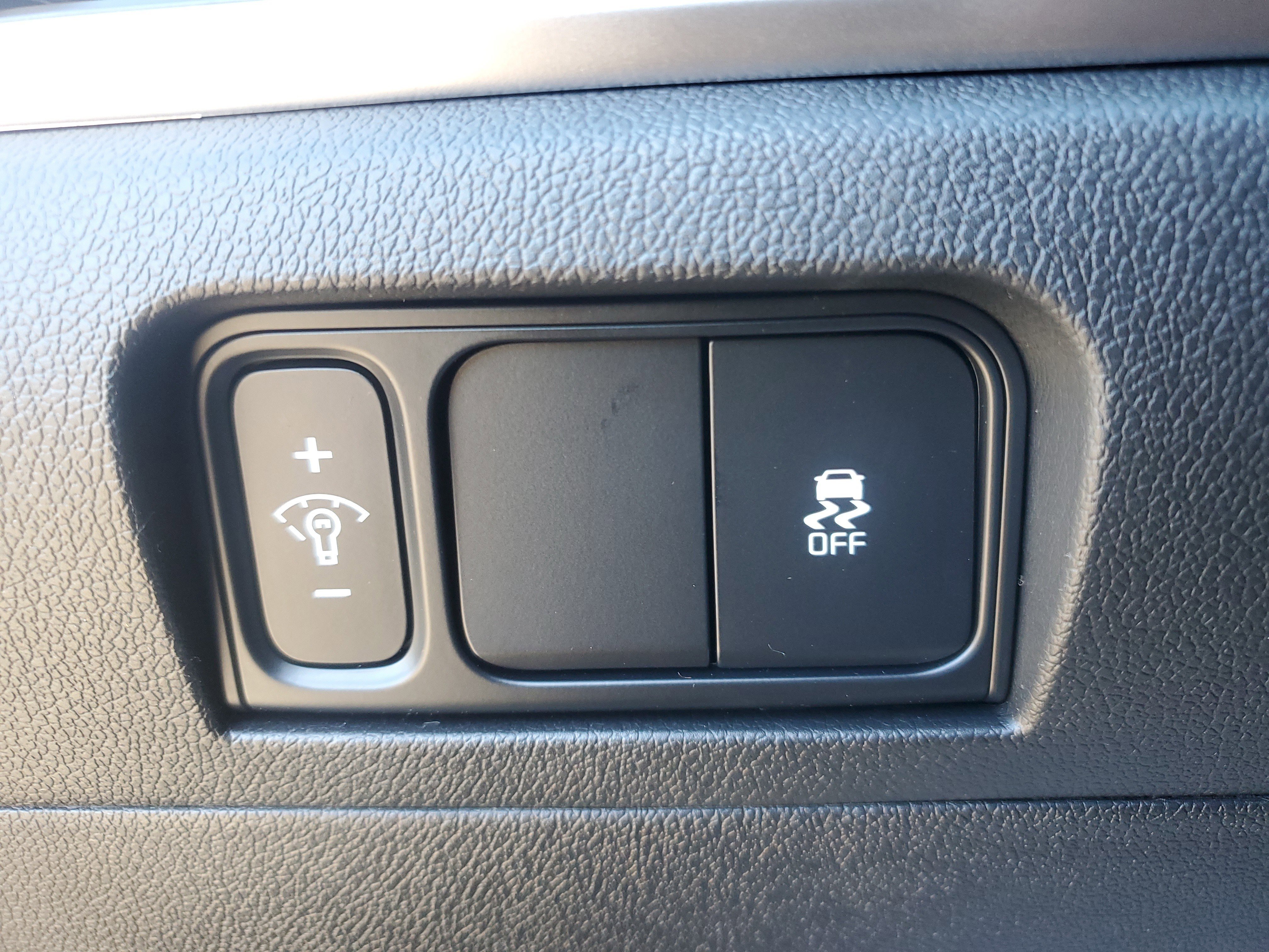 New 2026 Kia Sorento S w/ S Panoramic Sunroof Package FWD image 30