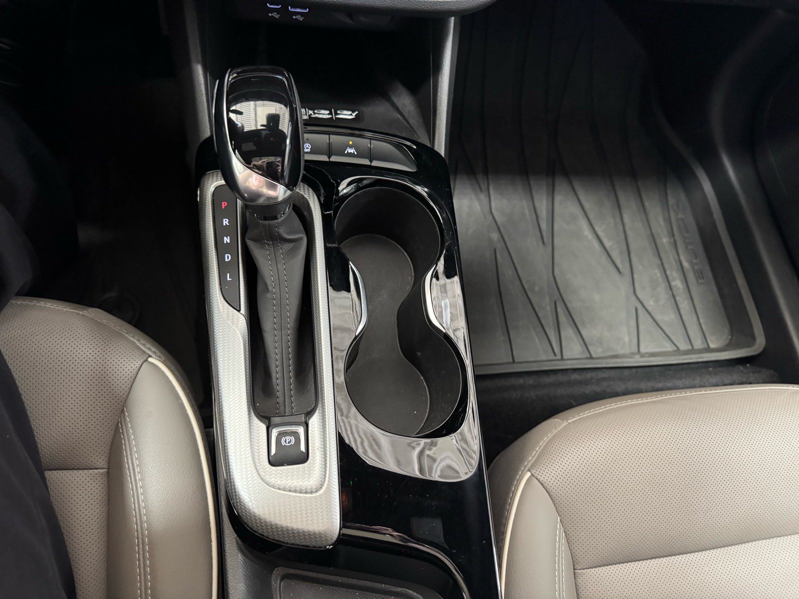 Certified 2024 Buick Envista Sport Touring FWD image 21