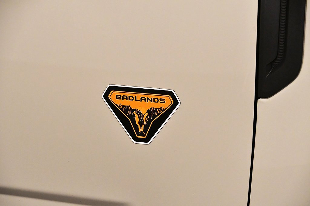 Used 2025 Ford Bronco Sport Badlands image 10