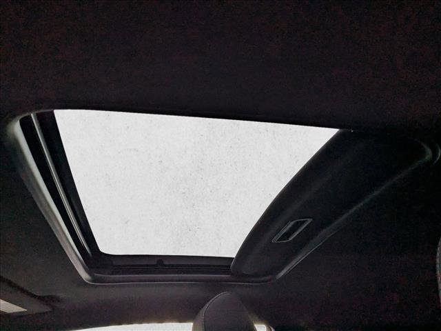 Used 2018 Chevrolet Camaro SS image 16