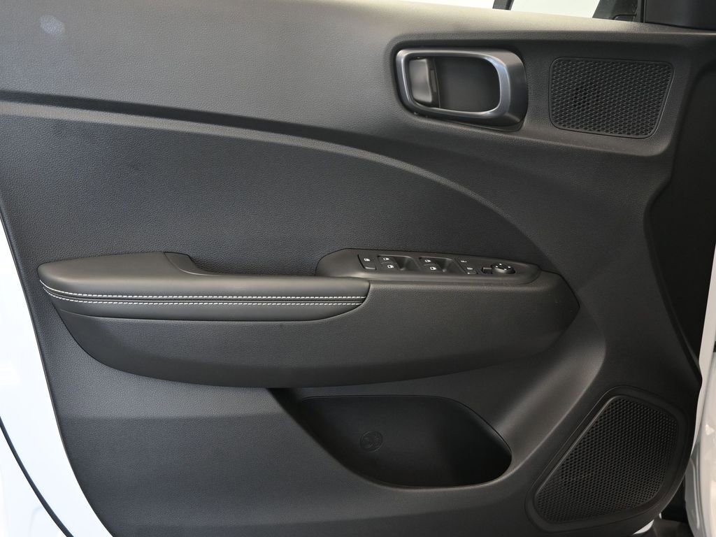 New 2026 Hyundai Venue SEL image 24