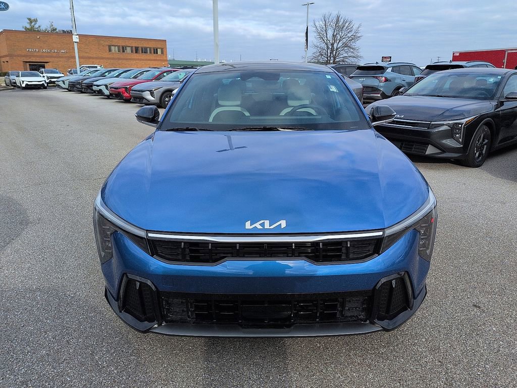 New 2025 Kia K4 GT-Line w/ GT-Line Premium Package FWD image 3