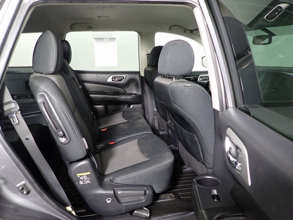 Used 2018 Nissan Pathfinder SV w/ SV All Weather Package image 27