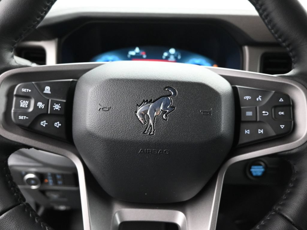 New 2026 Ford Bronco Outer Banks AWD/4WD image 11