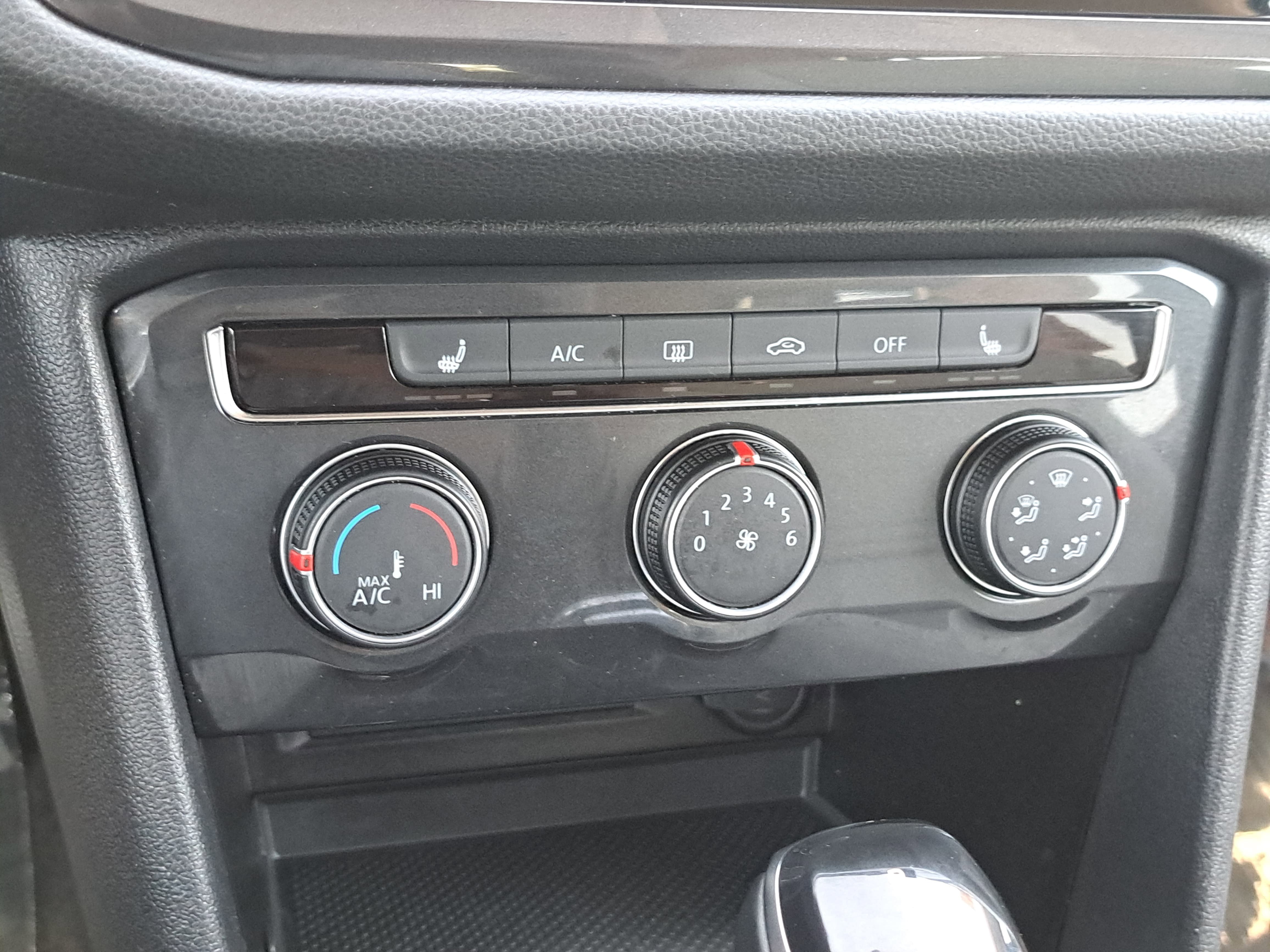 Certified 2023 Volkswagen Tiguan S FWD image 20