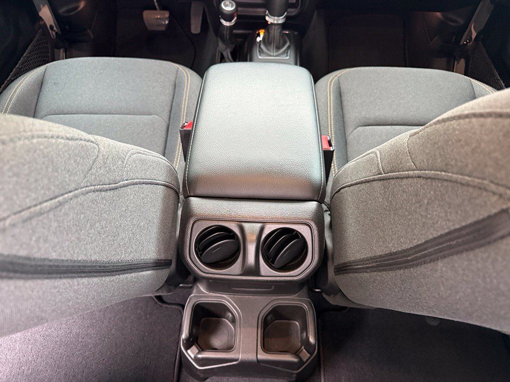 Used 2024 Jeep Gladiator Sport AWD/4WD image 29