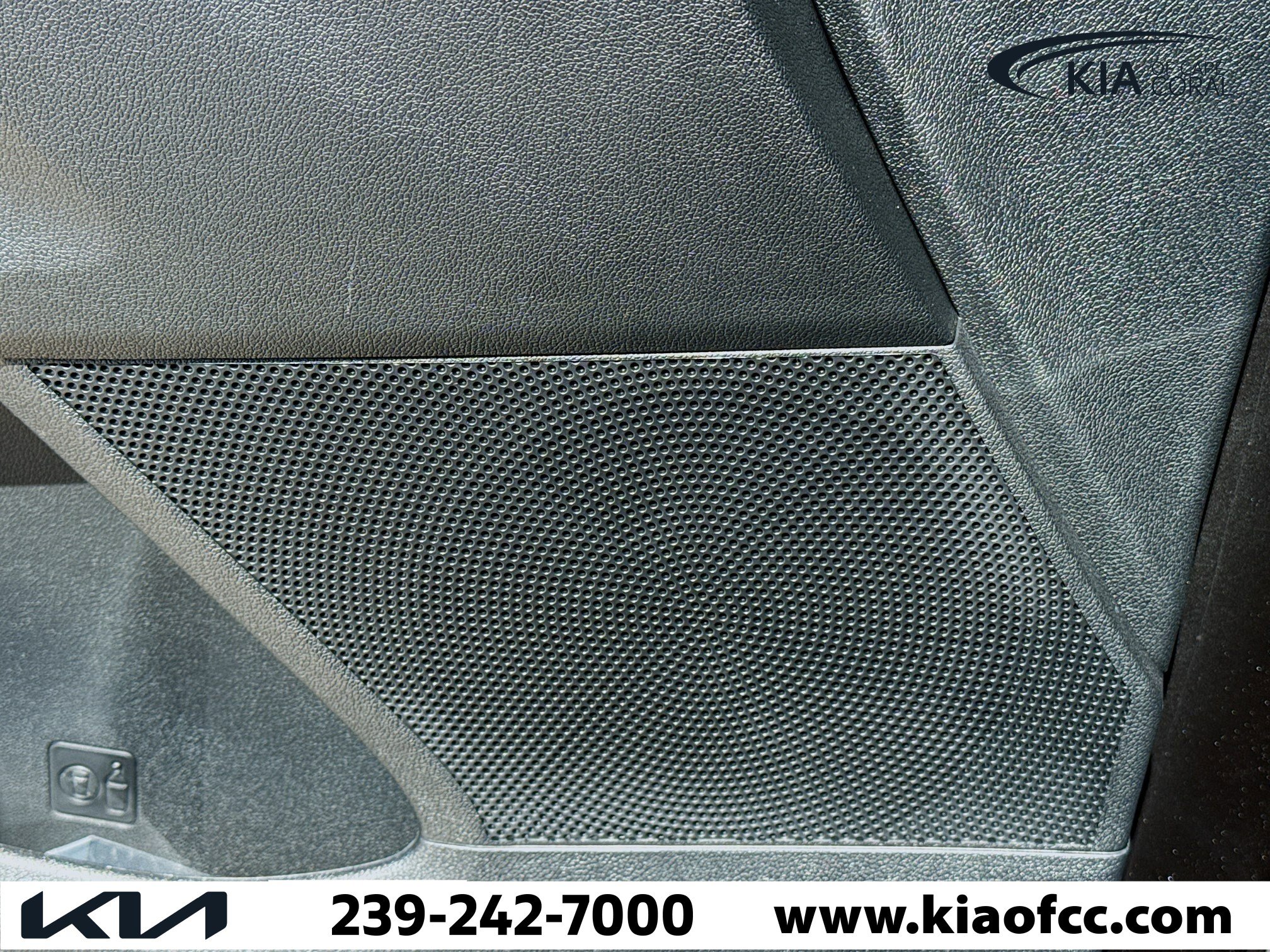 New 2026 Kia Sorento S w/ S Panoramic Sunroof Package image 23