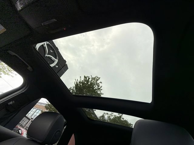 Used 2022 Mercedes-Benz GLC 300 4MATIC image 21