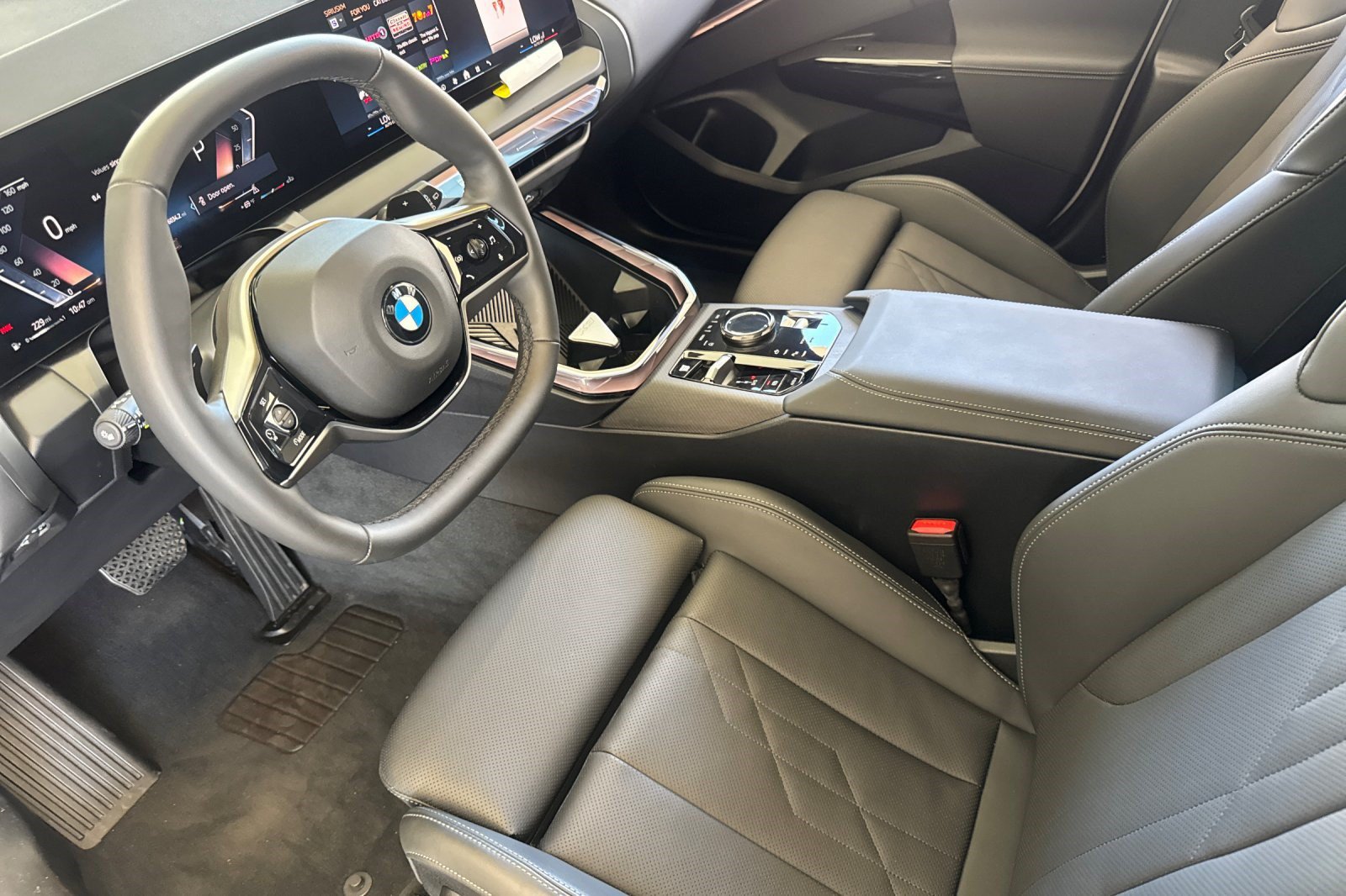 Used 2026 BMW X3 xDrive30i w/ Convenience Package AWD/4WD image 4