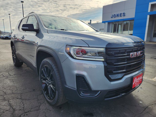 Used 2023 GMC Acadia SLE w/ Driver Convenience Package image 7