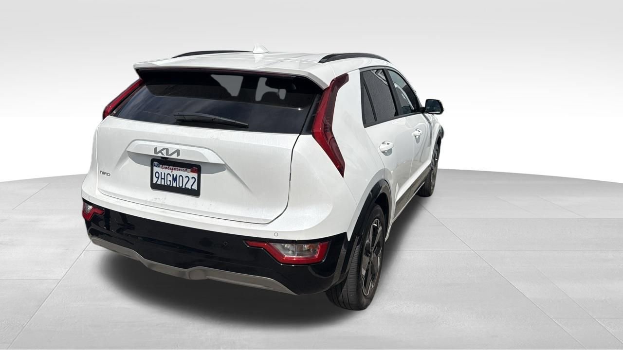 Used 2023 Kia Niro Wind image 2