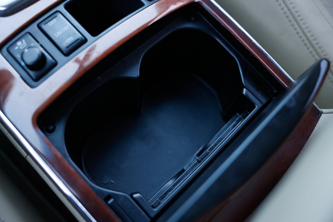 Used 2009 INFINITI FX35 AWD w/ Navigation Pkg image 37