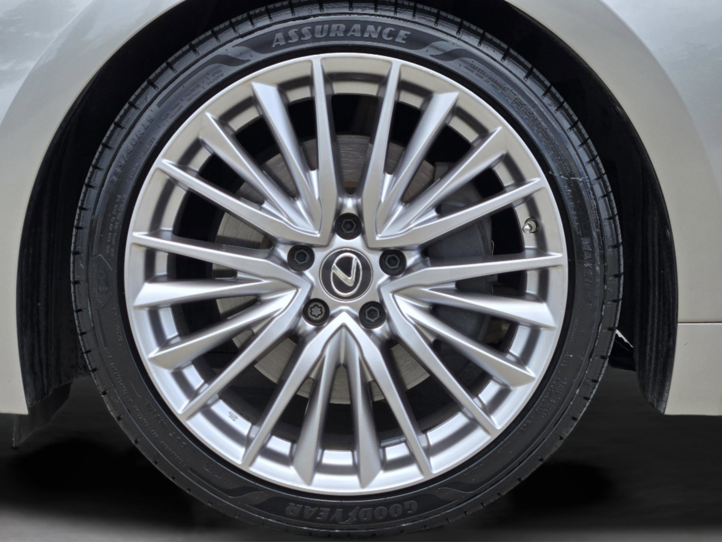 Used 2022 Lexus IS 300 w/ Premium Package image 40