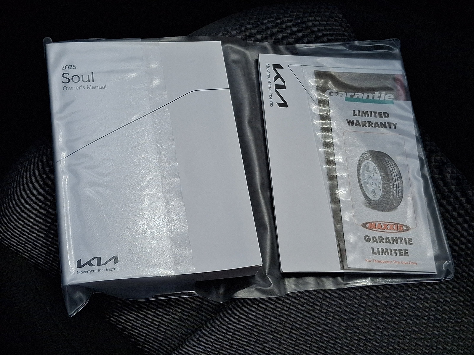 Certified 2025 Kia Soul LX w/ LX Technology Package FWD image 26