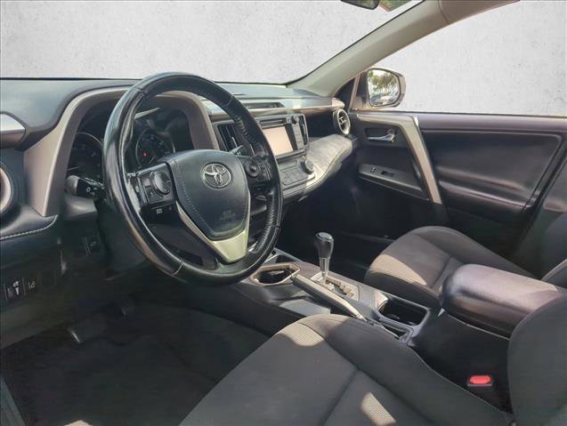 Used 2018 Toyota RAV4 XLE image 8