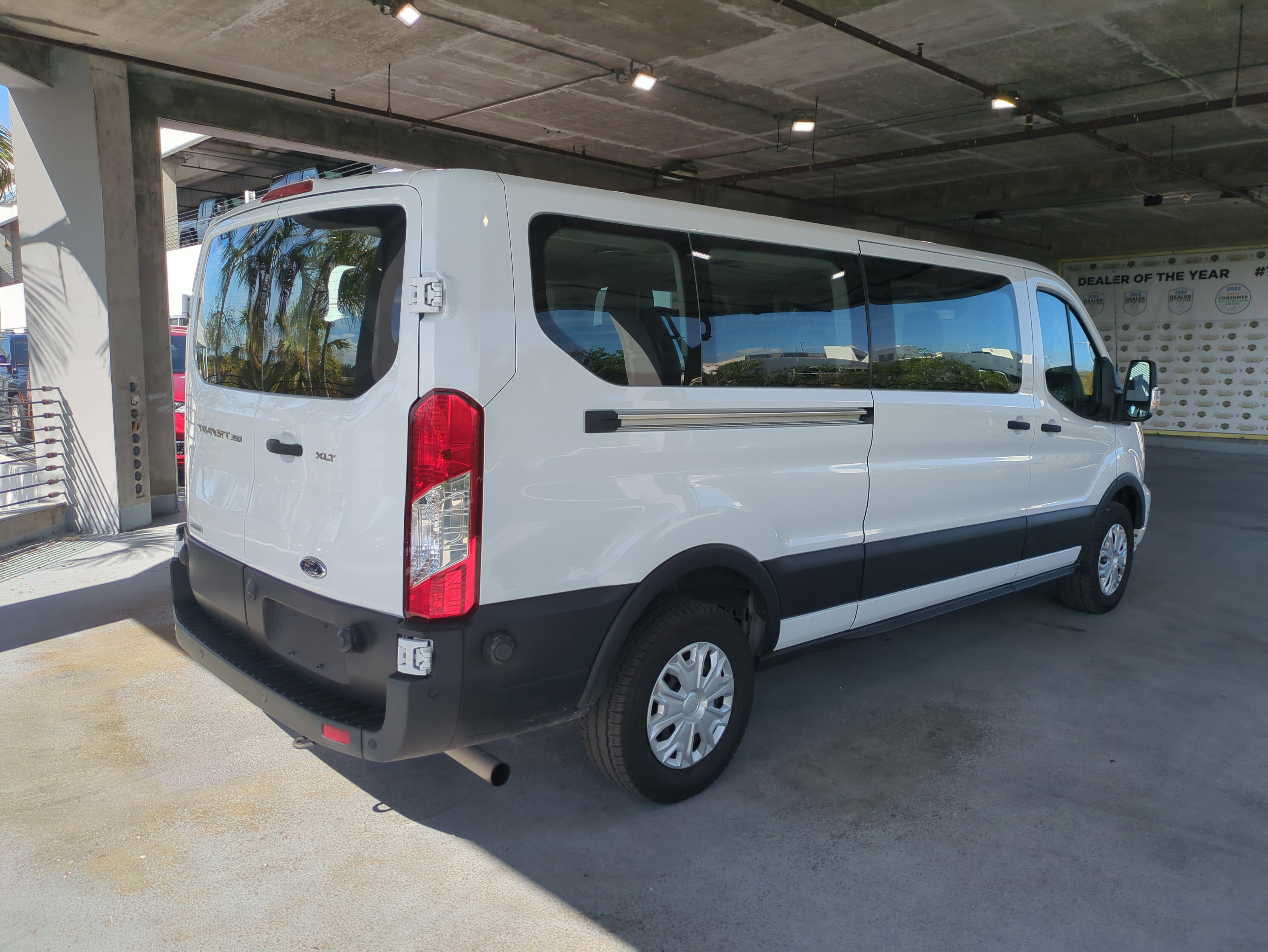 Used 2024 Ford Transit 350 XLT image 5