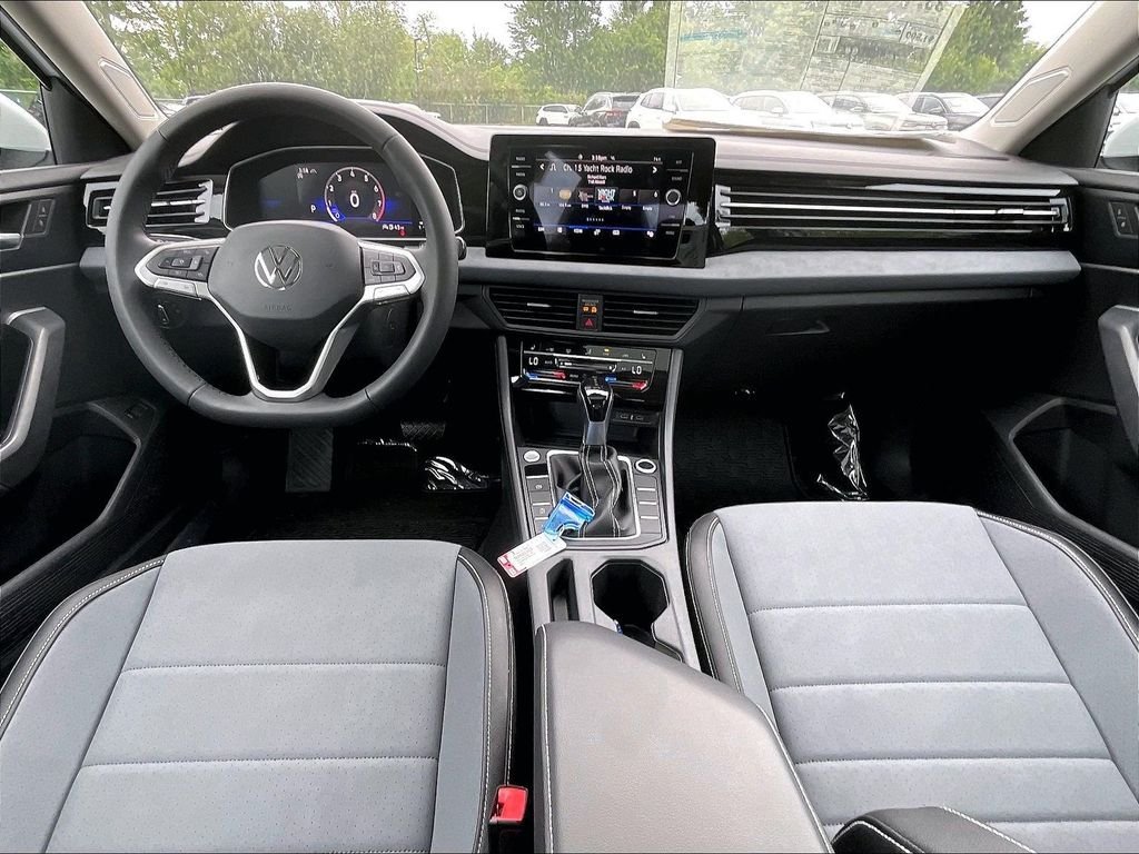 New 2026 Volkswagen Jetta SE FWD image 11