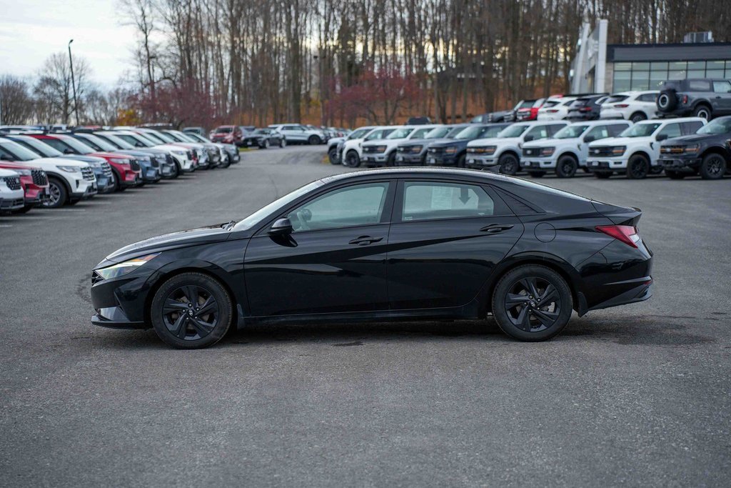 Used 2022 Hyundai Elantra SEL image 8