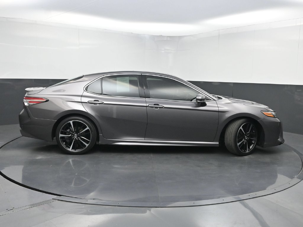 Used 2018 Toyota Camry XSE FWD image 40