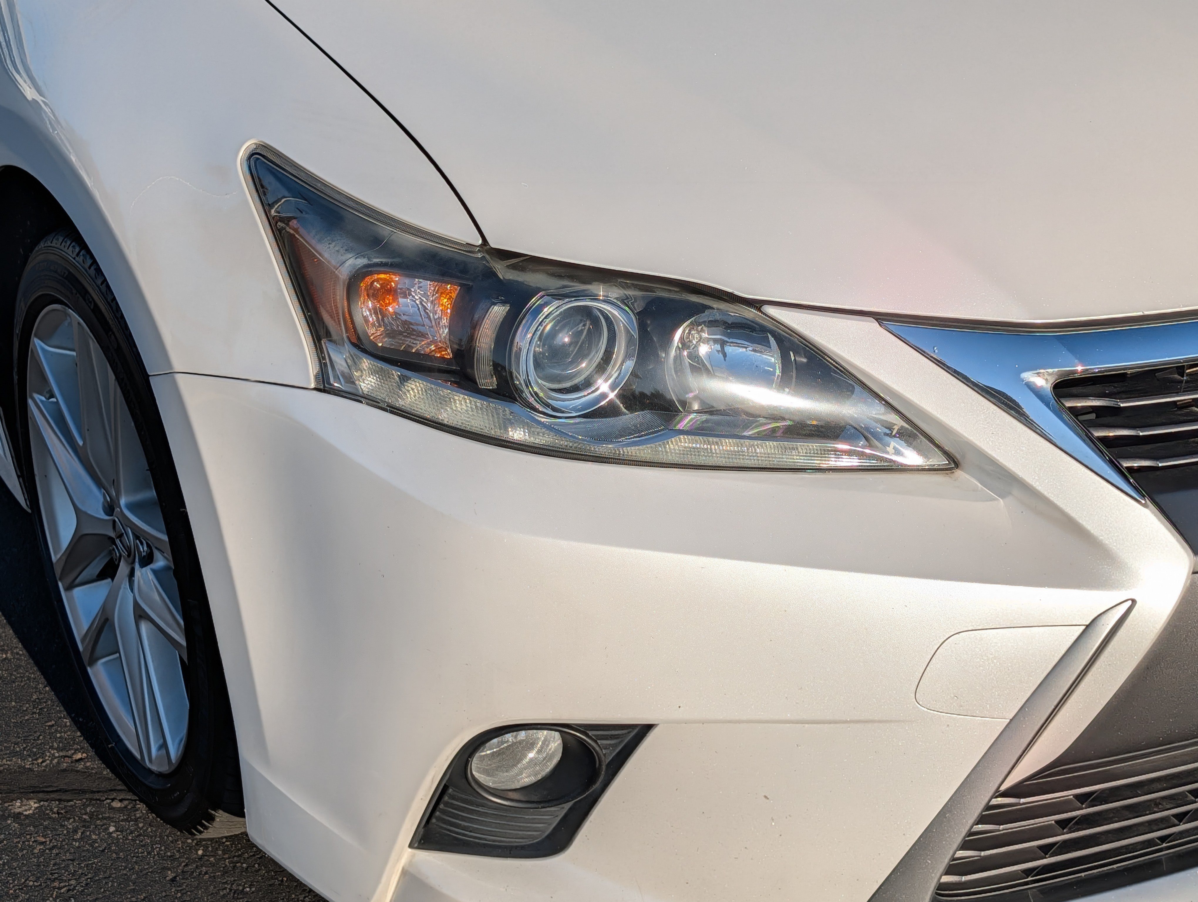 Used 2015 Lexus CT 200h FWD image 16