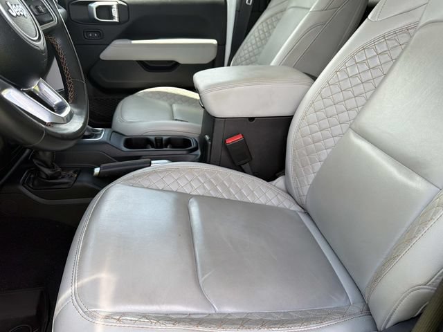 Used 2022 Jeep Wrangler Unlimited Sahara AWD/4WD image 20