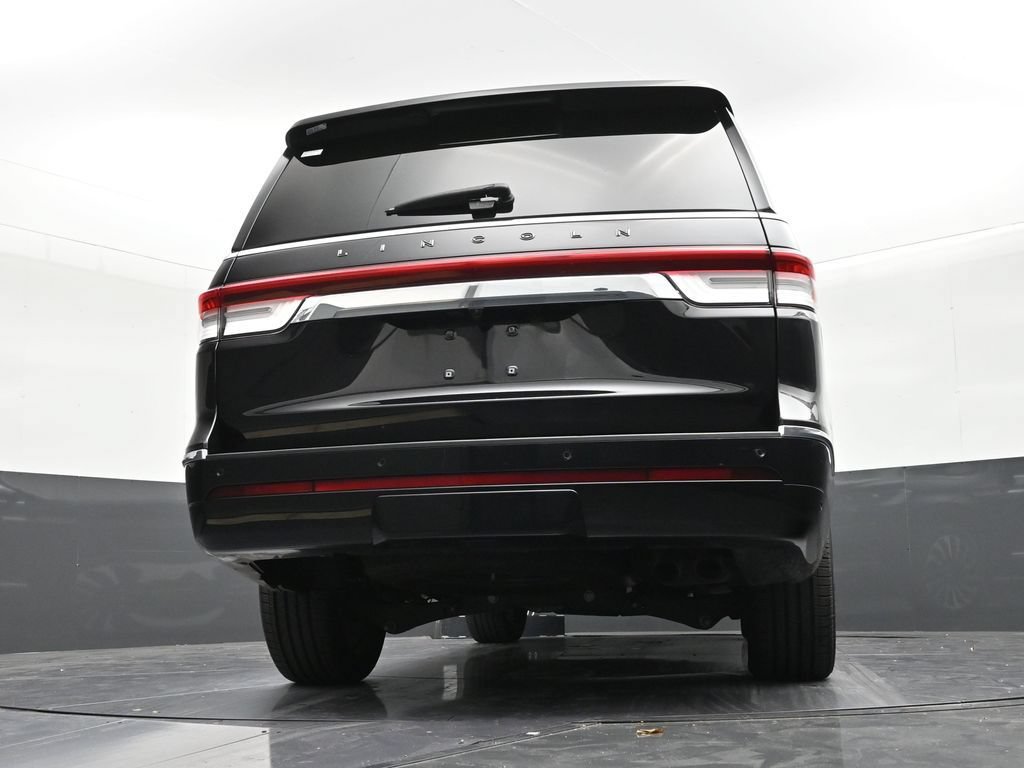 Used 2024 Lincoln Navigator L Black Label AWD/4WD image 24