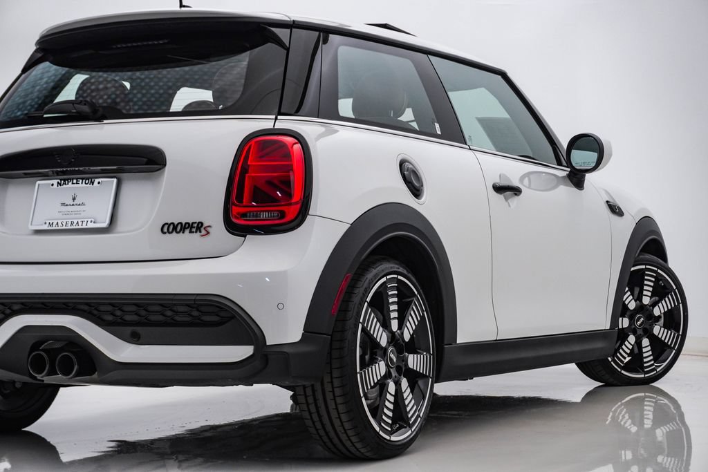 Used 2024 MINI Cooper S FWD image 10