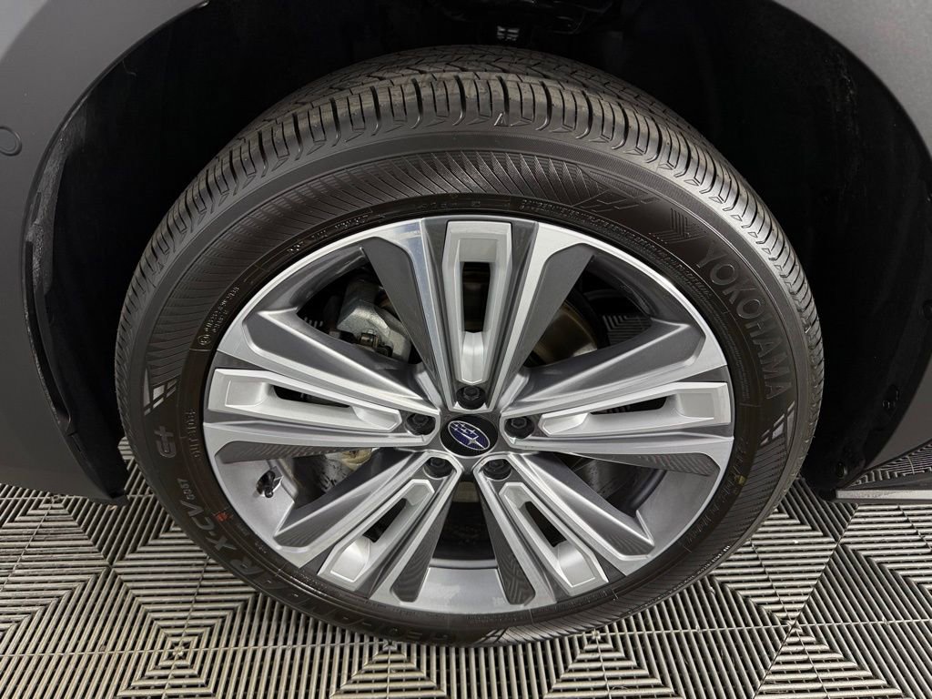 Used 2025 Subaru Solterra Limited w/ Limited Package image 11