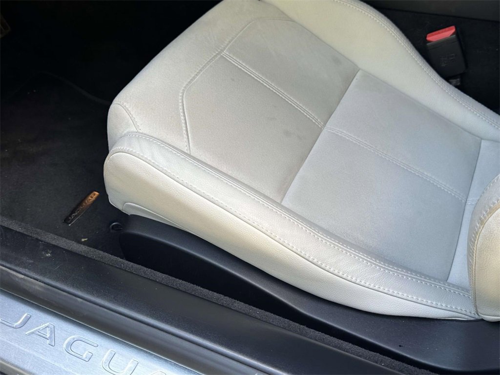 Used 2023 Jaguar F-TYPE Coupe image 6