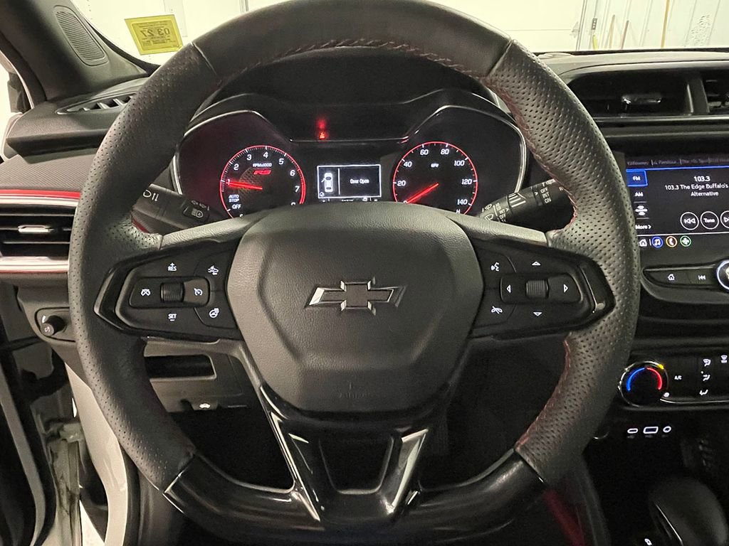 Used 2023 Chevrolet TrailBlazer RS image 33